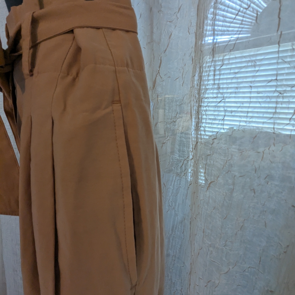 82. Ann Taylor Tan Tie Front Wide Leg Slacks - S - Picture 3 of 6